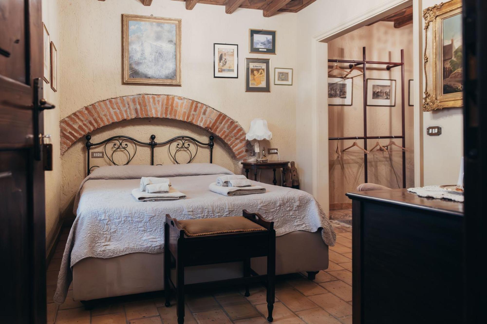 B&B Formigola Corticelle Pieve Exterior photo